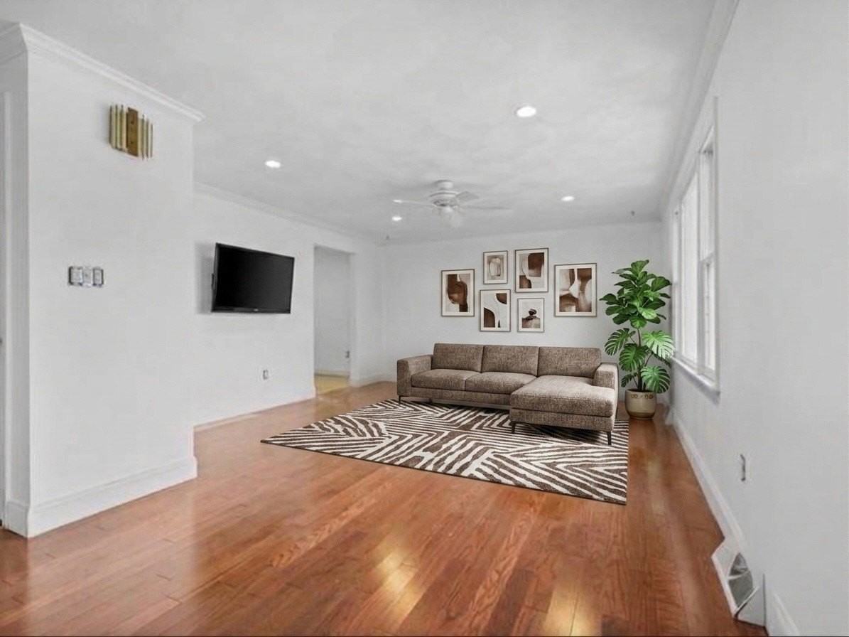 20 Smart St - Photo 6 of 18