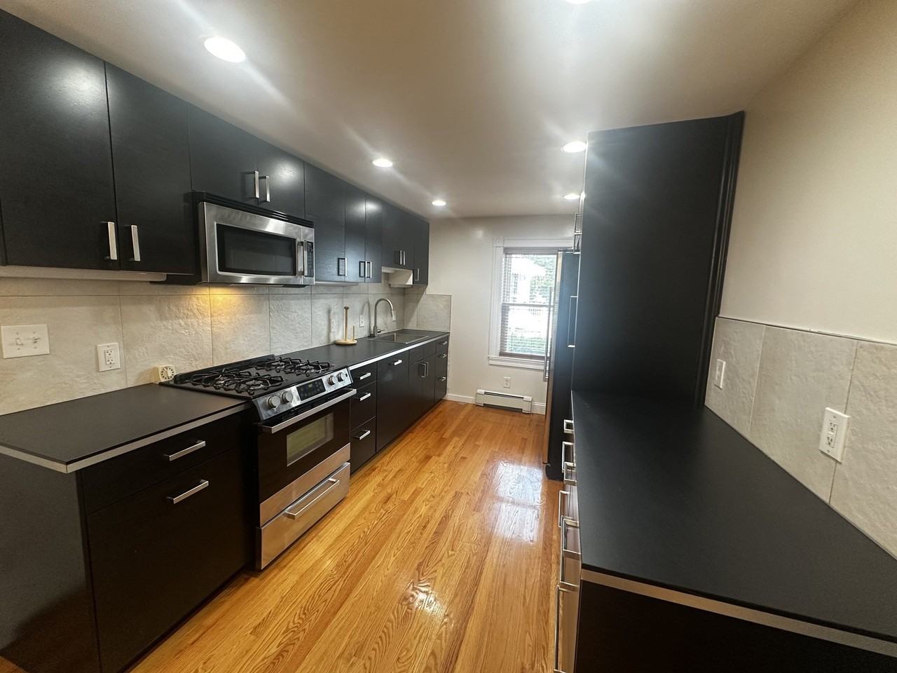 103 Sagamore St - Photo 6 of 15