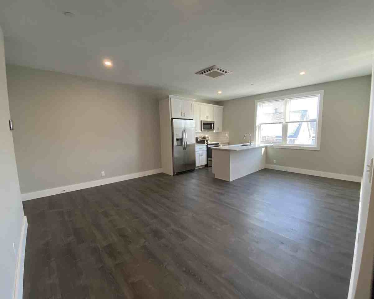 24 Norwood St #3 - Photo 5 of 16