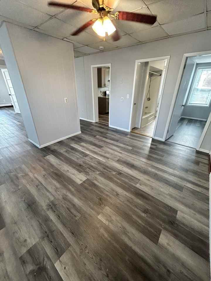 418 Anthony St #1 - Photo 5 of 12