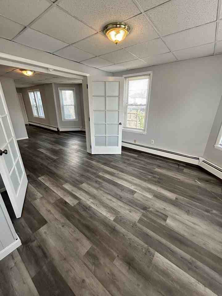 418 Anthony St #1 - Photo 6 of 12