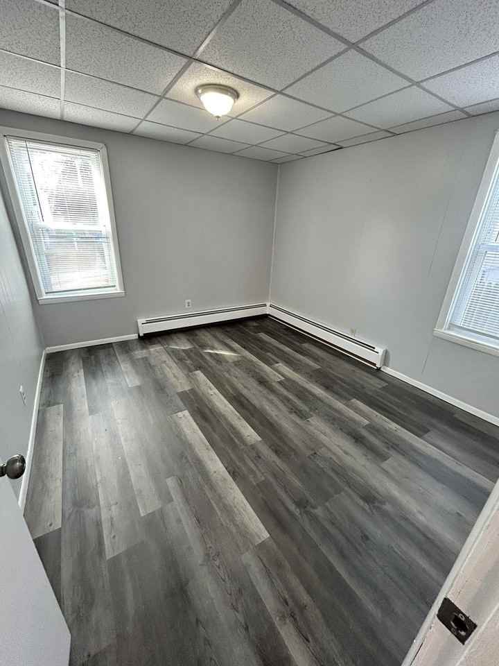 418 Anthony St #1 - Photo 7 of 12