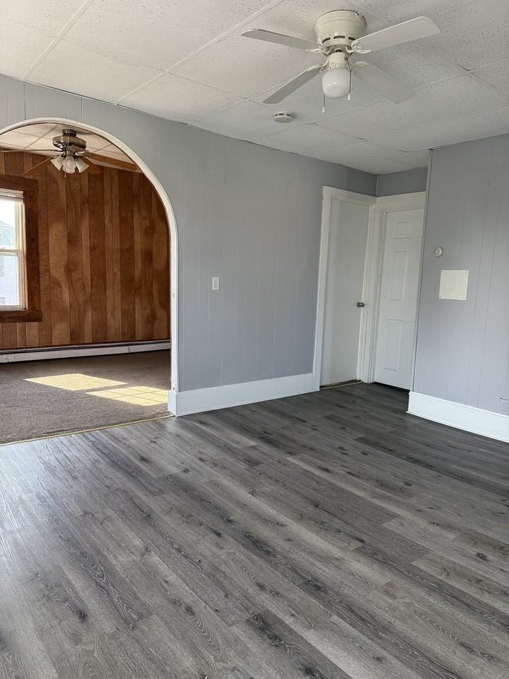 112 Arizona St #3 - Photo 2 of 7