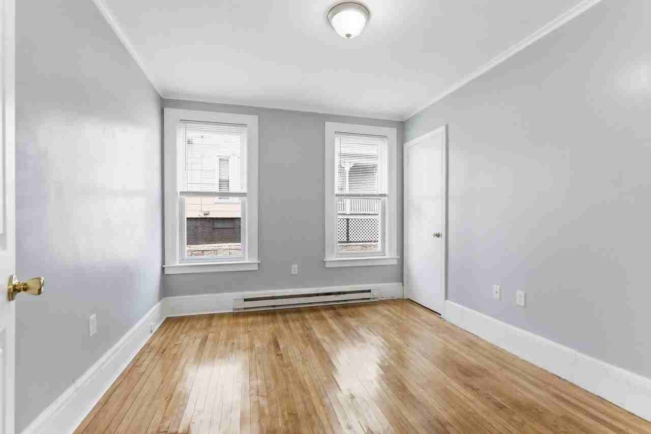 88 Weston St #1 - Photo 6 of 21