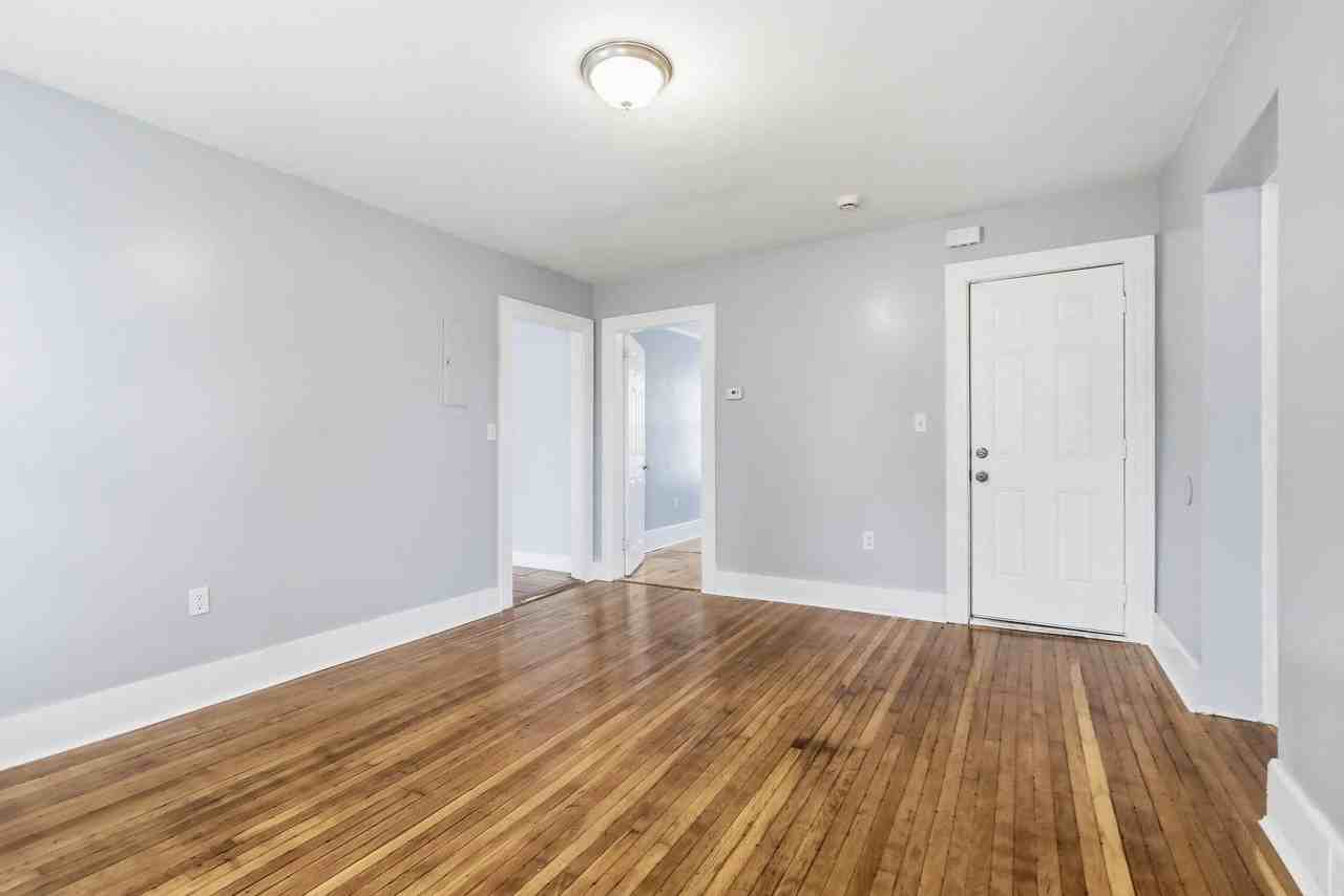 88 Weston St #1 - Photo 7 of 21