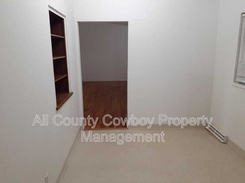 707 S 23rd St #707 - Photo 6 of 19