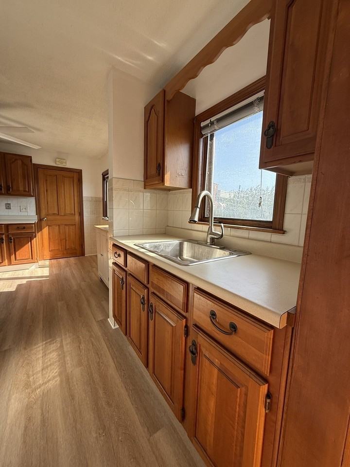 374 Riverside Ave #2 - Photo 4 of 20