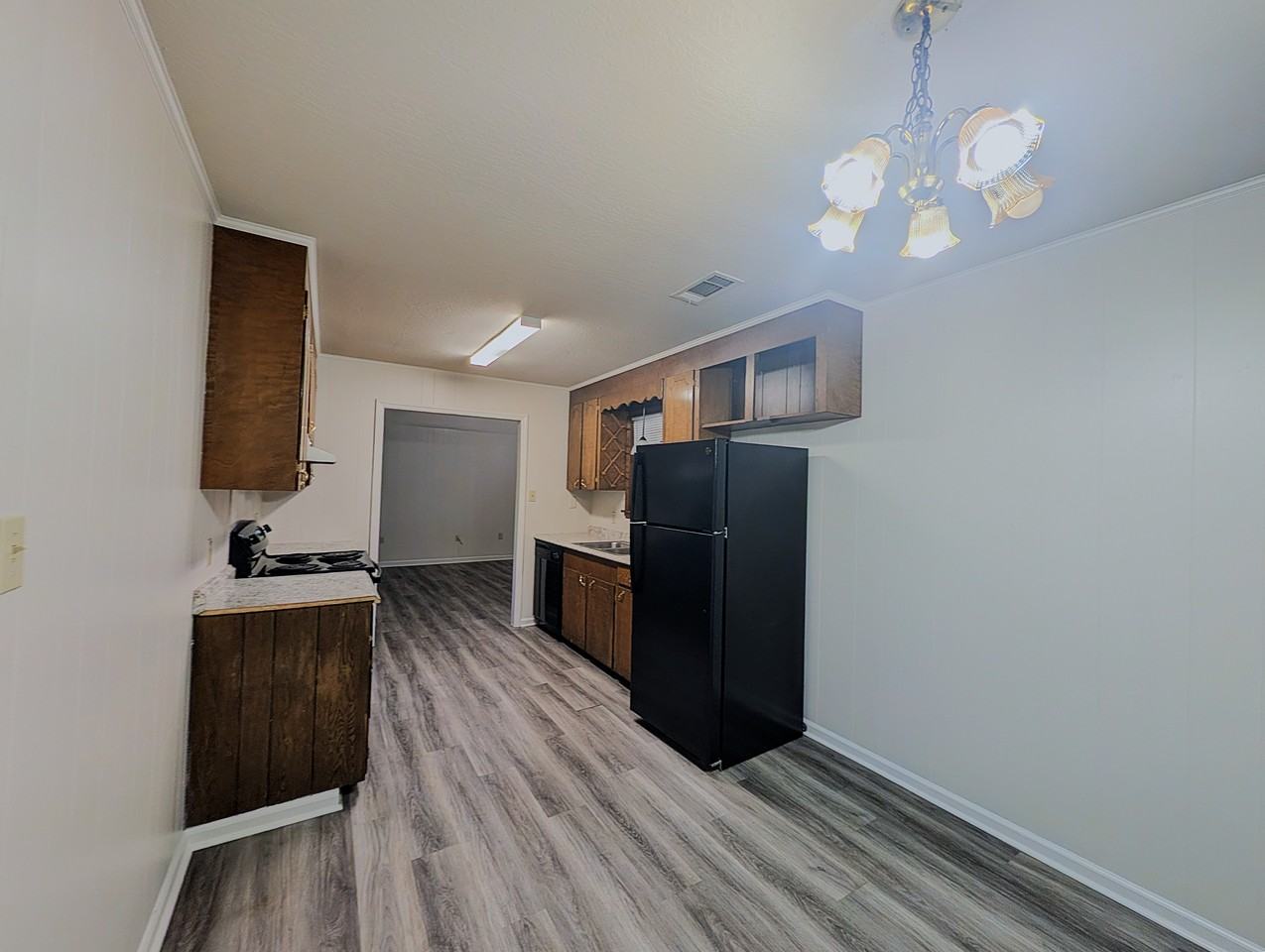 726 Longstreet Dr - Photo 6 of 20
