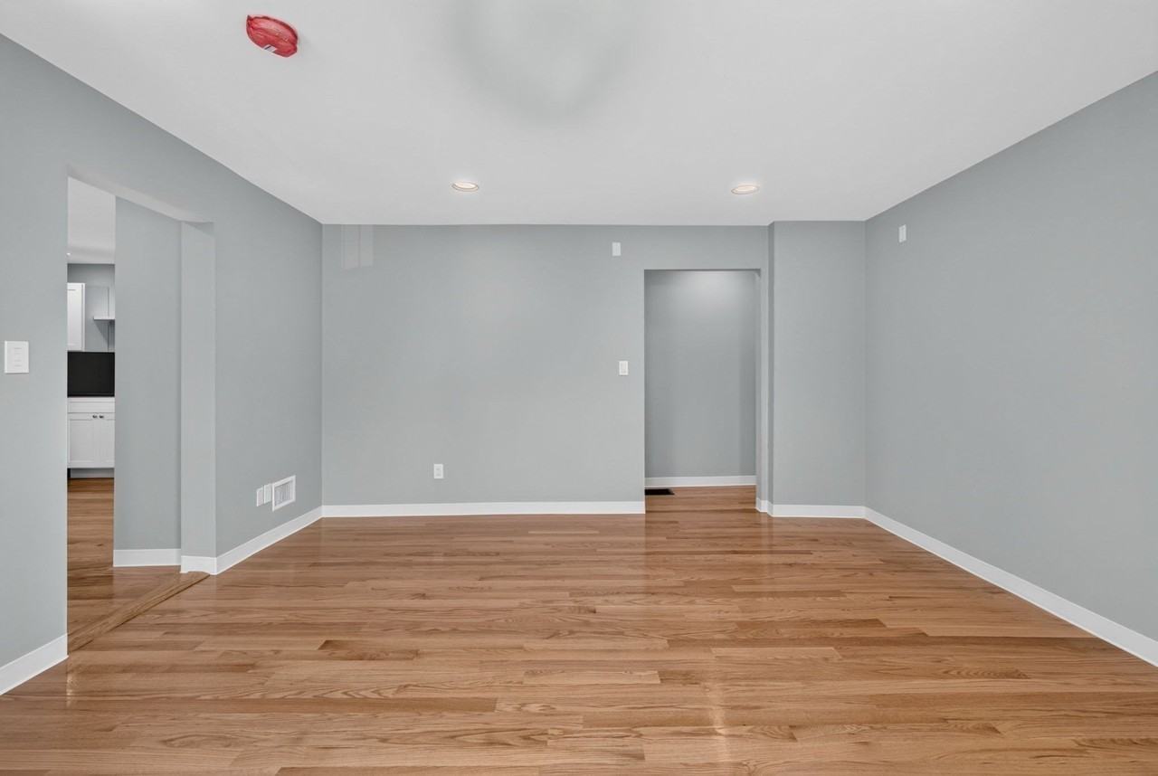 311 Central St #1 - Photo 5 of 27