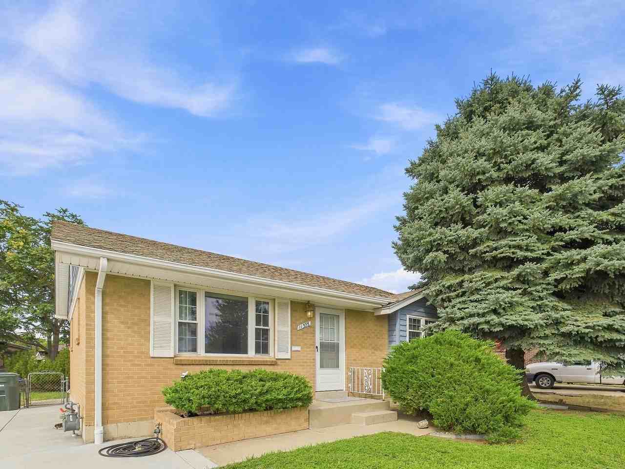 11305 Downing Dr - Photo 2 of 36