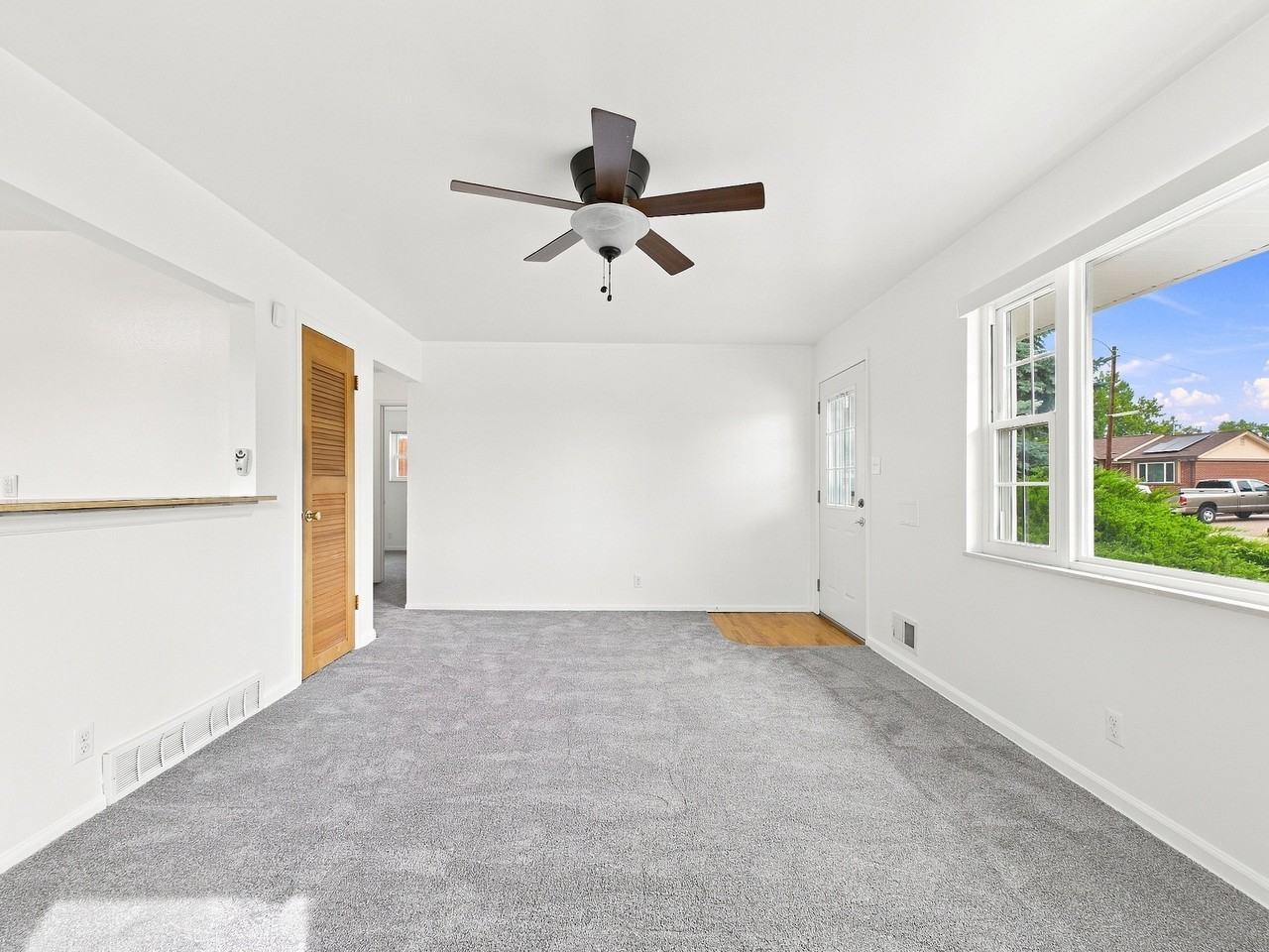 11305 Downing Dr - Photo 5 of 36