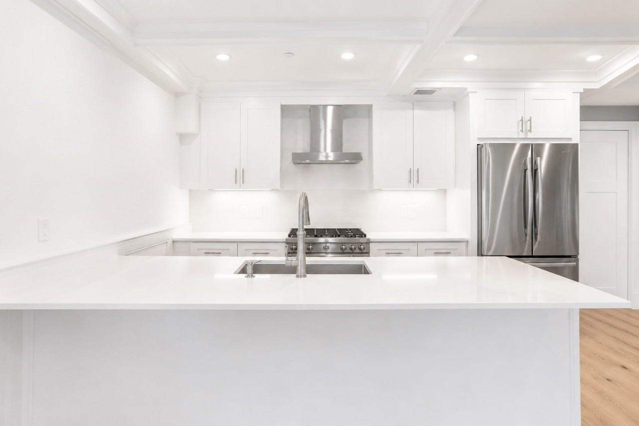 261 Washington St #3 - Photo 3 of 14