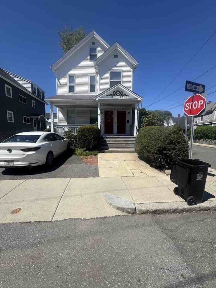48 Spring St #2