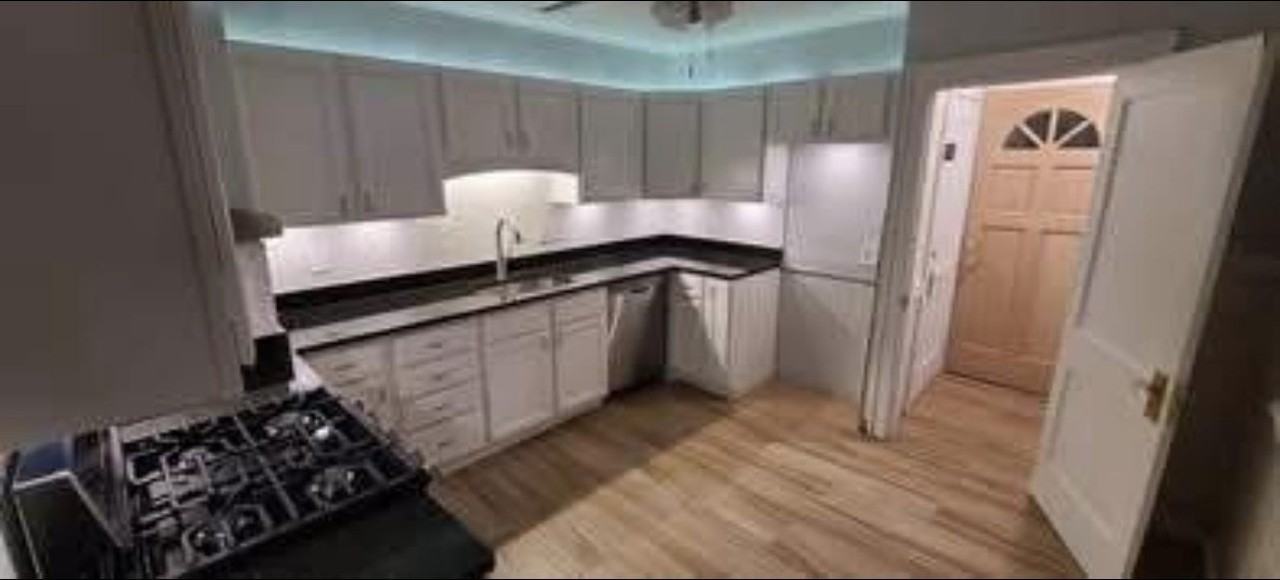 7 Morse St #1 - Photo 3 of 11