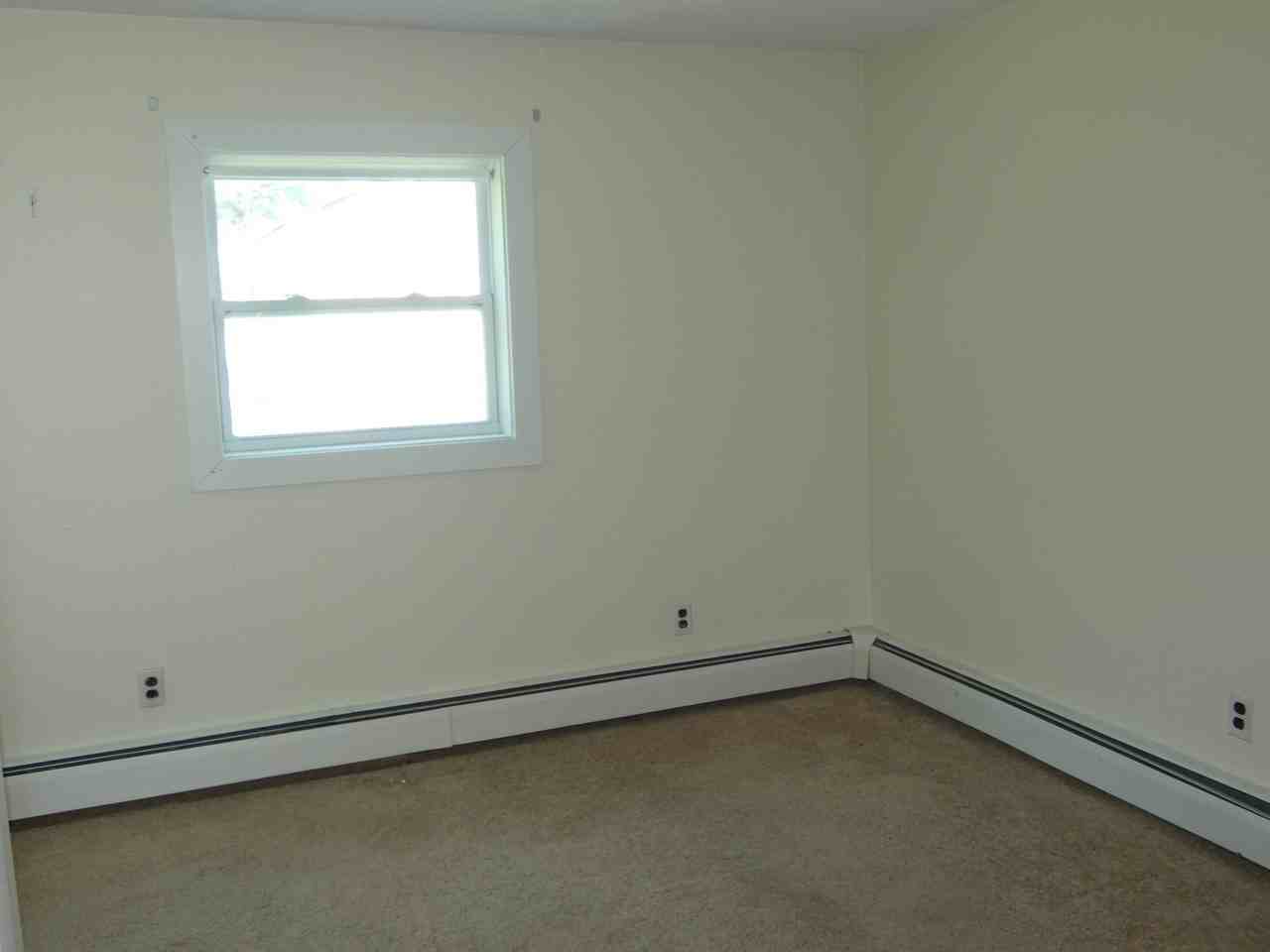 116 Pearl St #1 - Photo 7 of 10