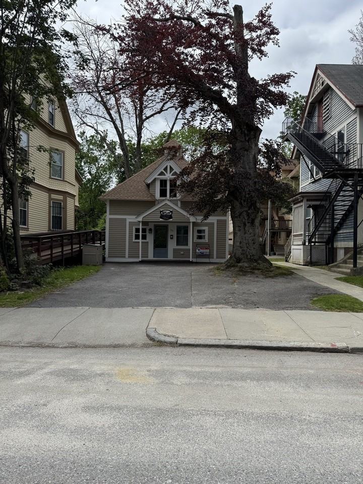 51-A Cedar St - Photo 4 of 32