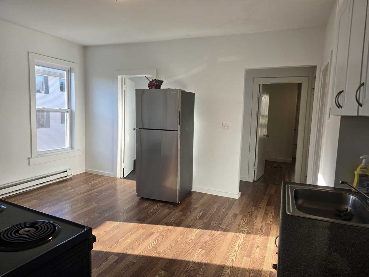 205 Millbury St #3F - Photo 3 of 10
