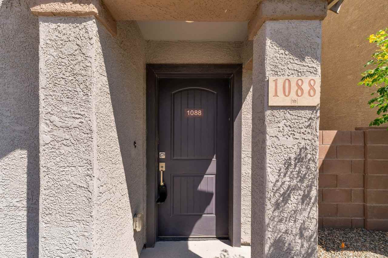 1088 E Descent St - Photo 2 of 25
