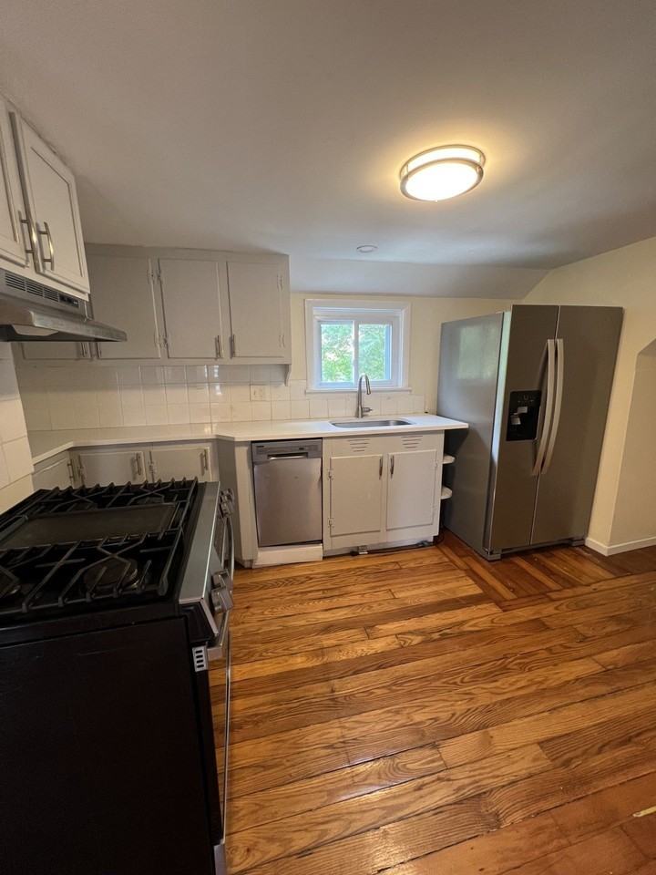 178 Cohasset St #3 - Photo 4 of 8