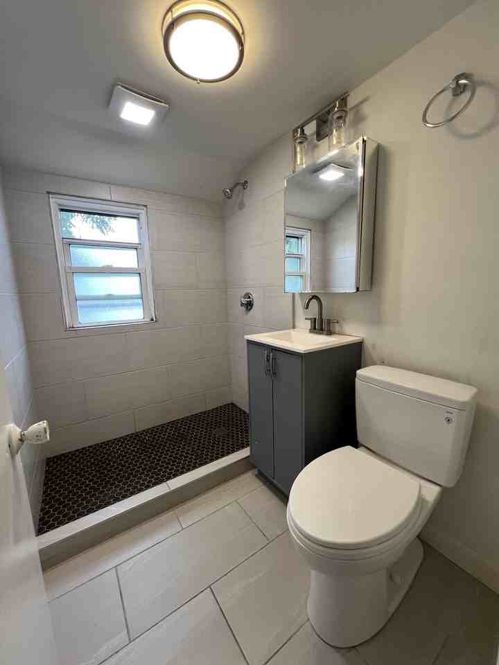 178 Cohasset St #3 - Photo 6 of 8