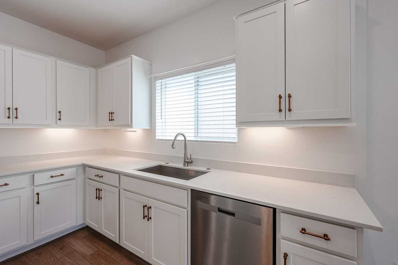 9538 N 178th Dr - Photo 6 of 45