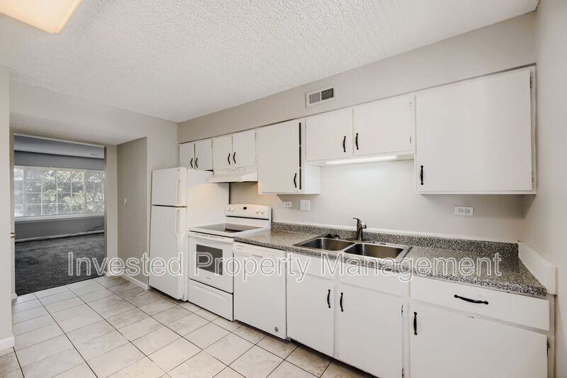 9330 E Girard Ave #12 - Photo 5 of 18