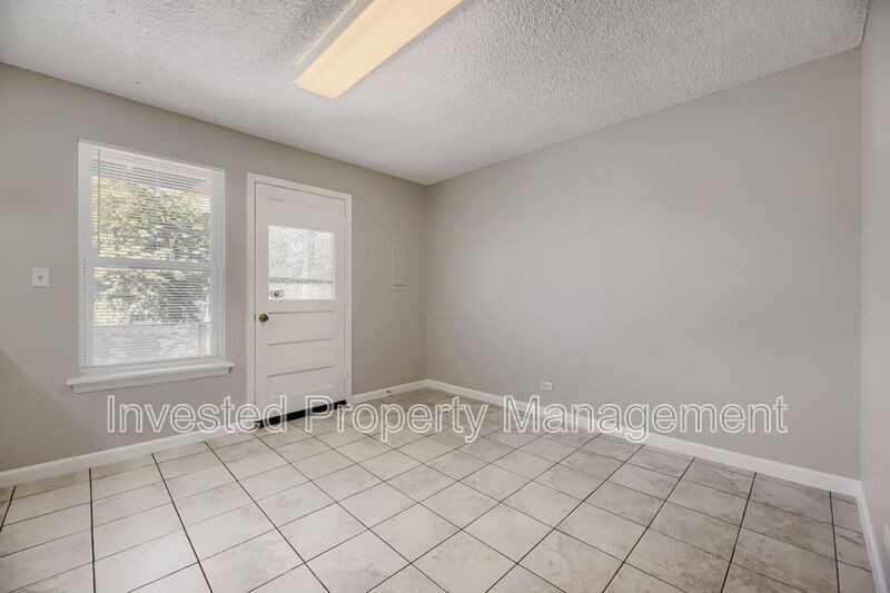 9330 E Girard Ave #12 - Photo 7 of 18