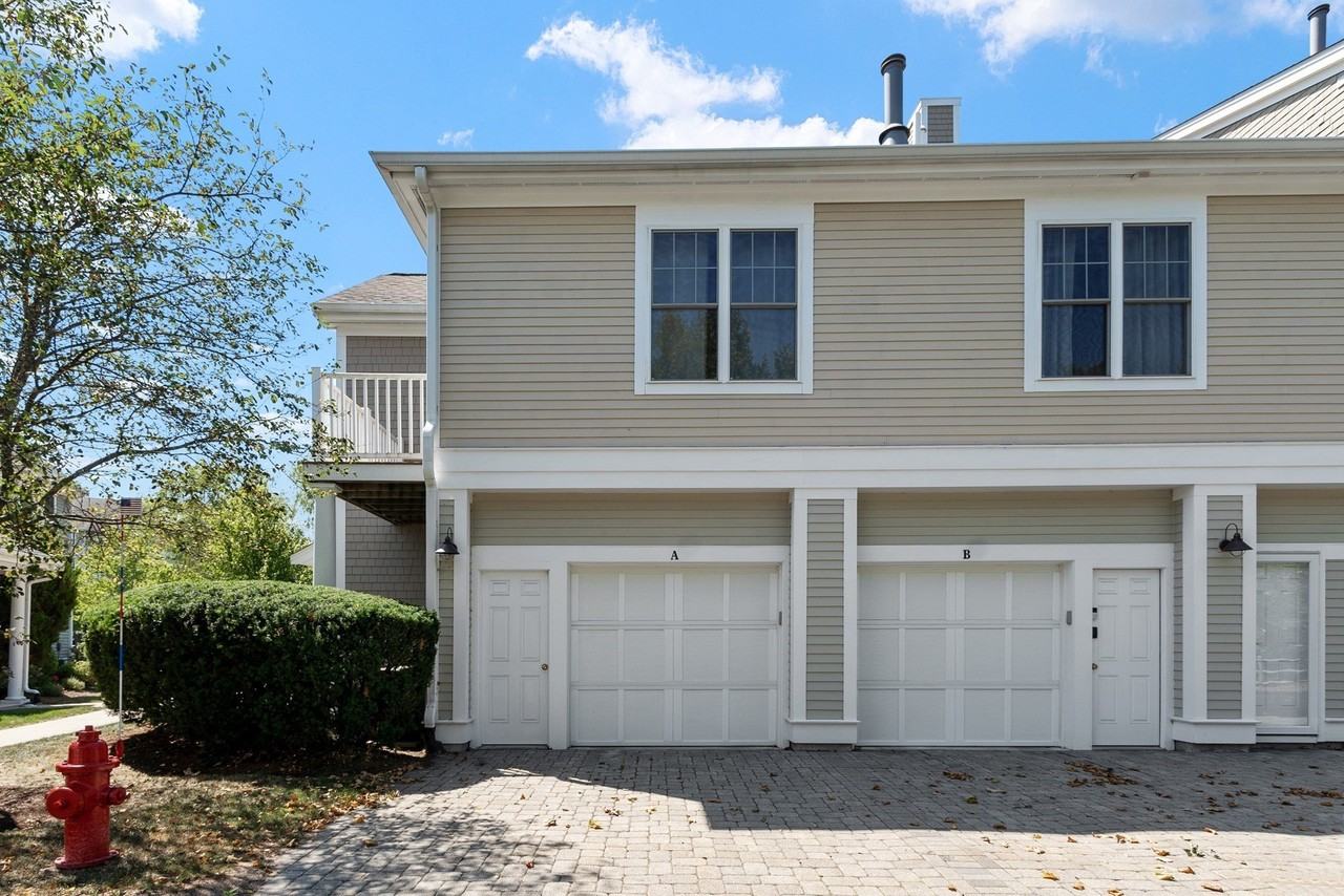 50 Seven Springs Ln #A - Photo 4 of 41