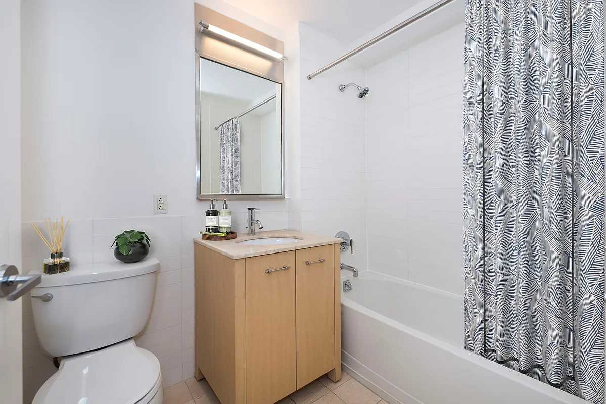 Leonard Street #1114 - Photo 4 of 6