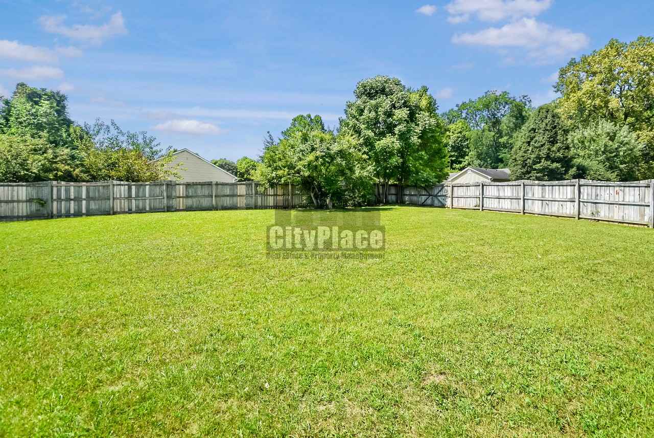 6830 Medallion Dr - Photo 6 of 21