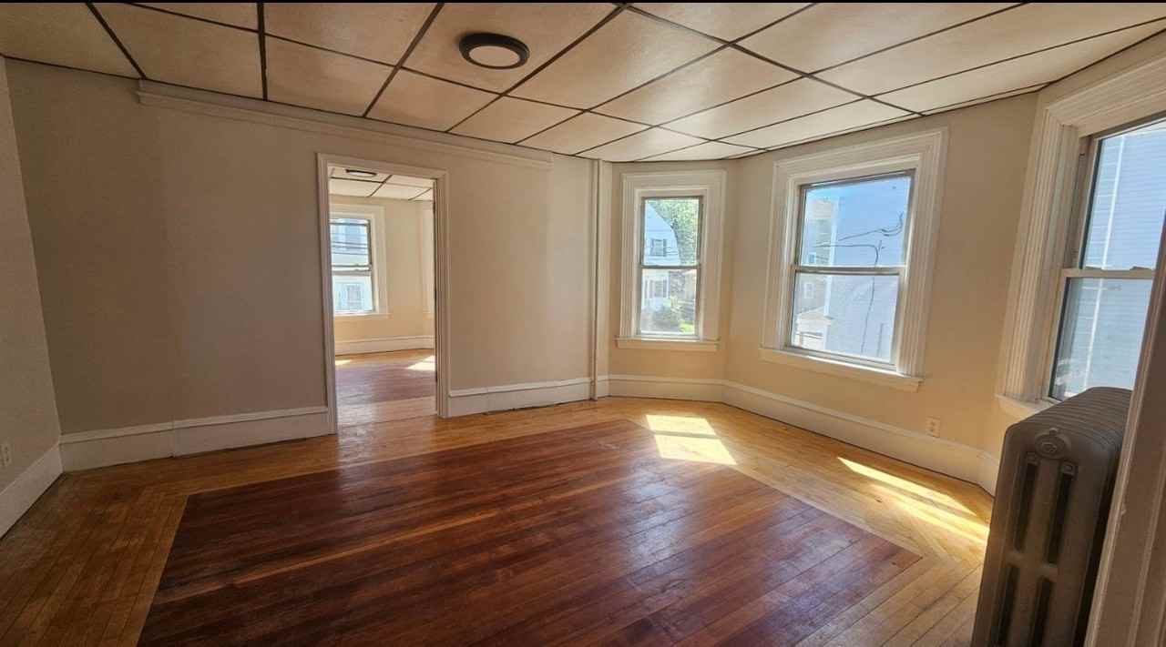 513 Whipple St #2 - Photo 3 of 10