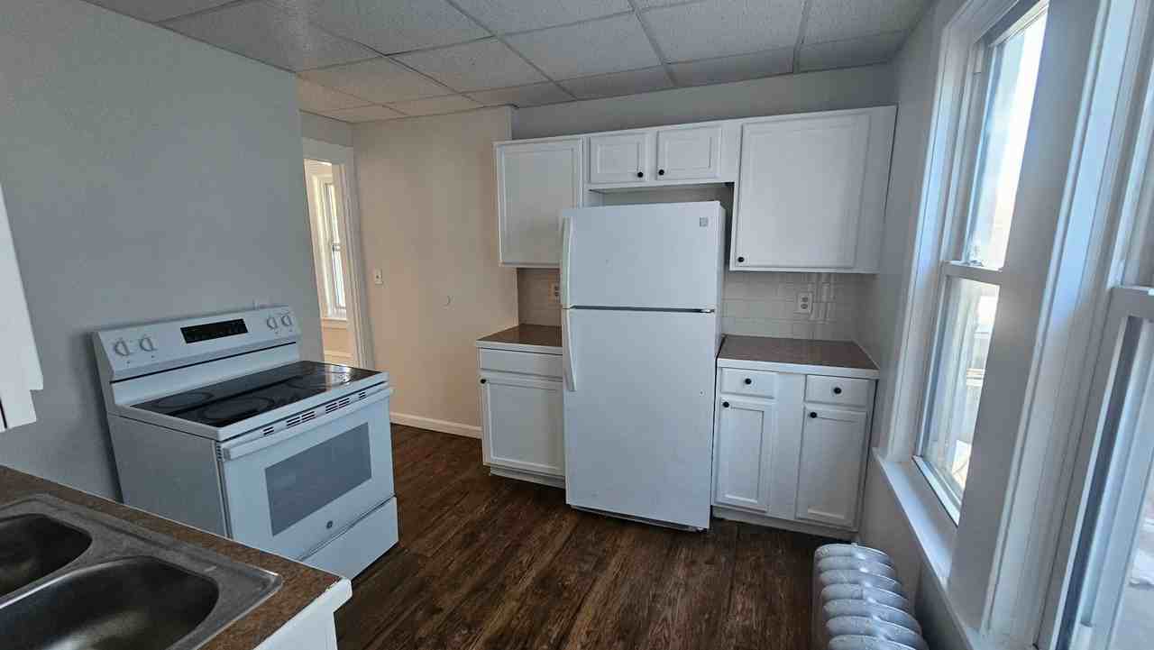 513 Whipple St #2 - Photo 7 of 10