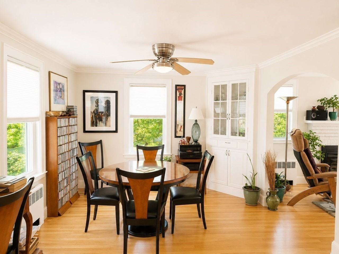 311 Temple St #1 - Photo 7 of 30