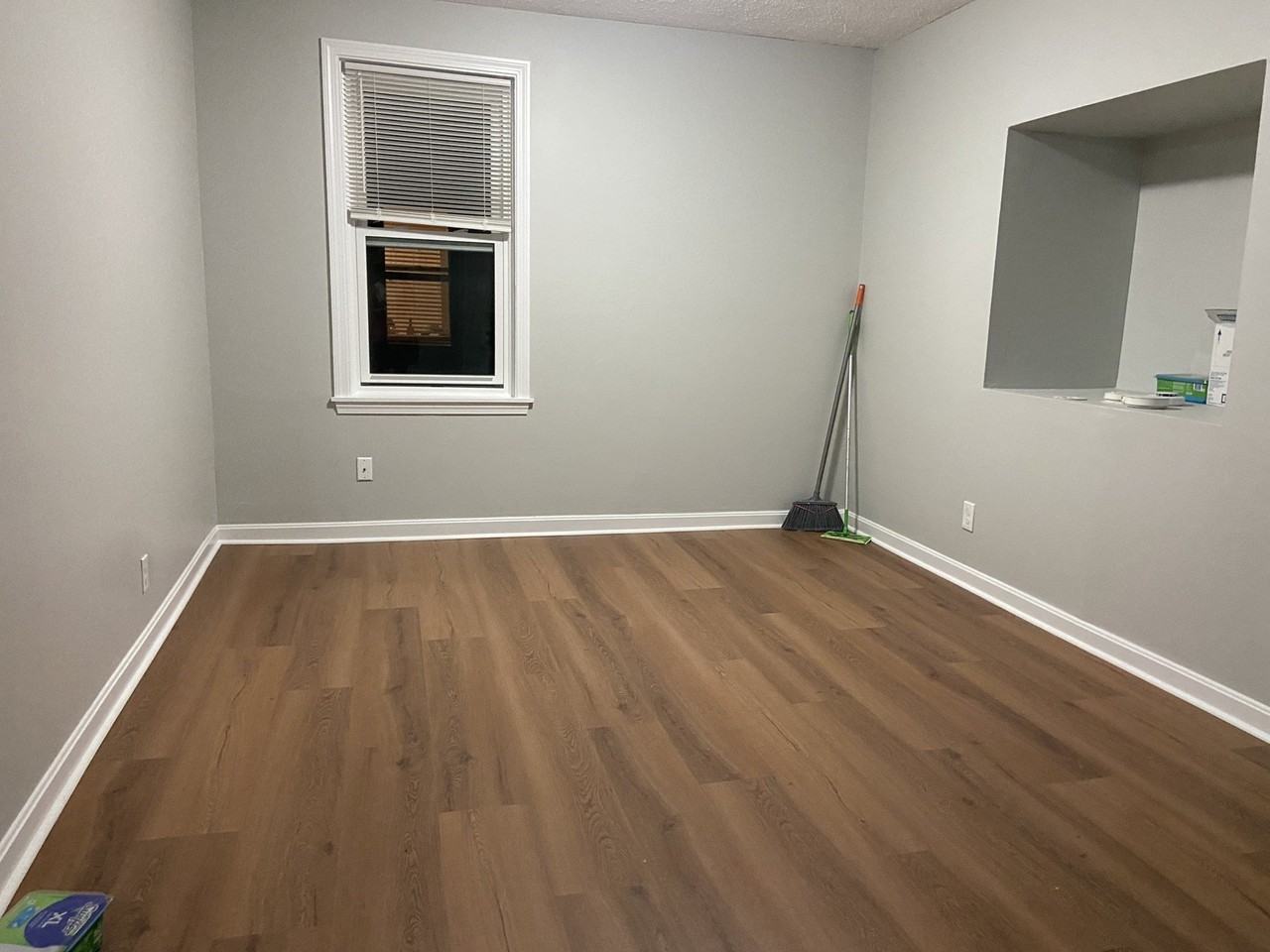 82 Montaup St #2 - Photo 4 of 9