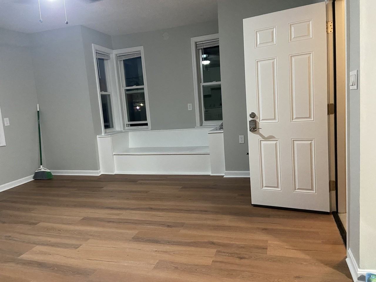 82 Montaup St #2 - Photo 5 of 9