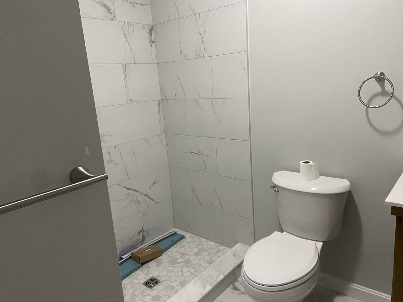 82 Montaup St #2 - Photo 7 of 9