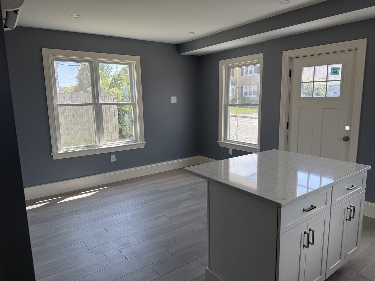598 Ocean St #598 - Photo 2 of 8