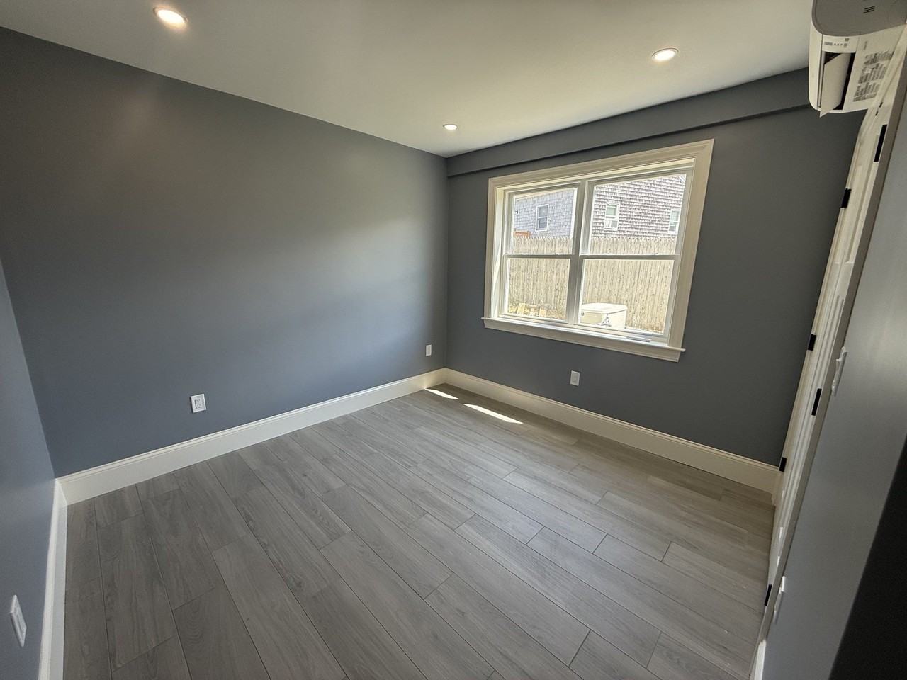 598 Ocean St #598 - Photo 5 of 8