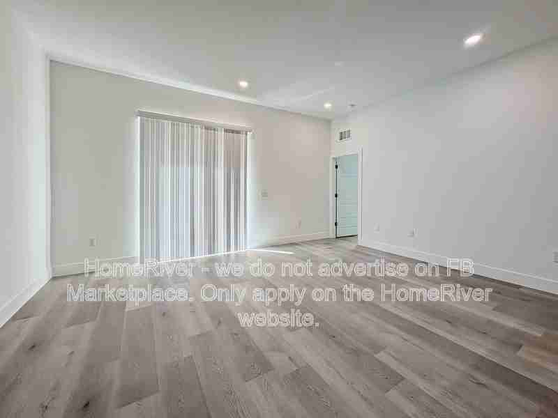 11026 N Vesta Pt - Photo 3 of 16