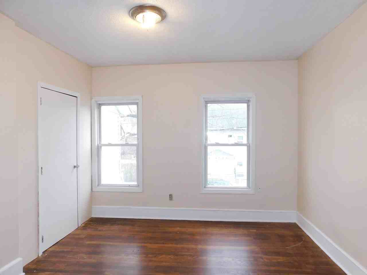 1254 Worcester St #2 - Photo 4 of 10