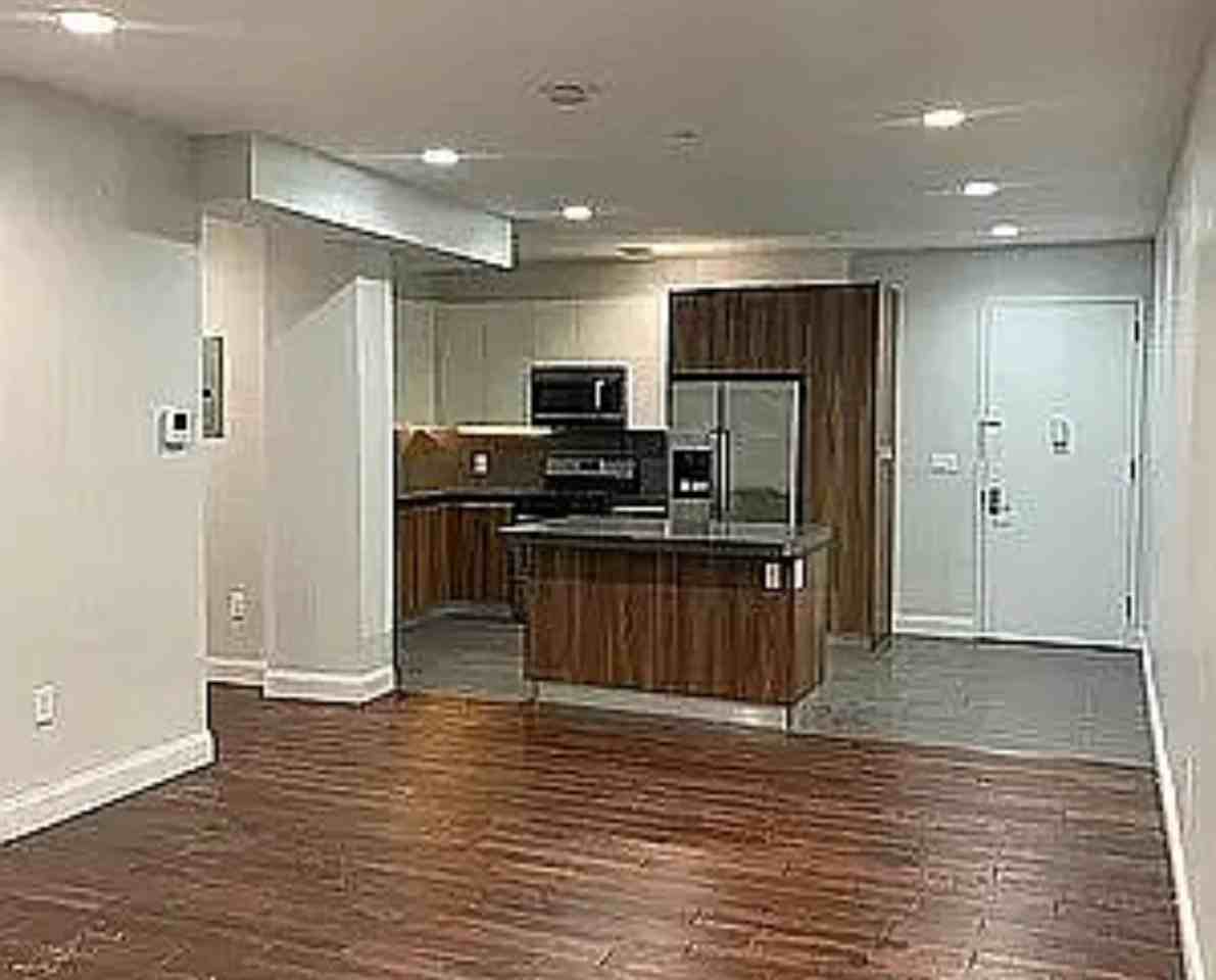 779 Wyckoff Ave - Photo 4 of 6