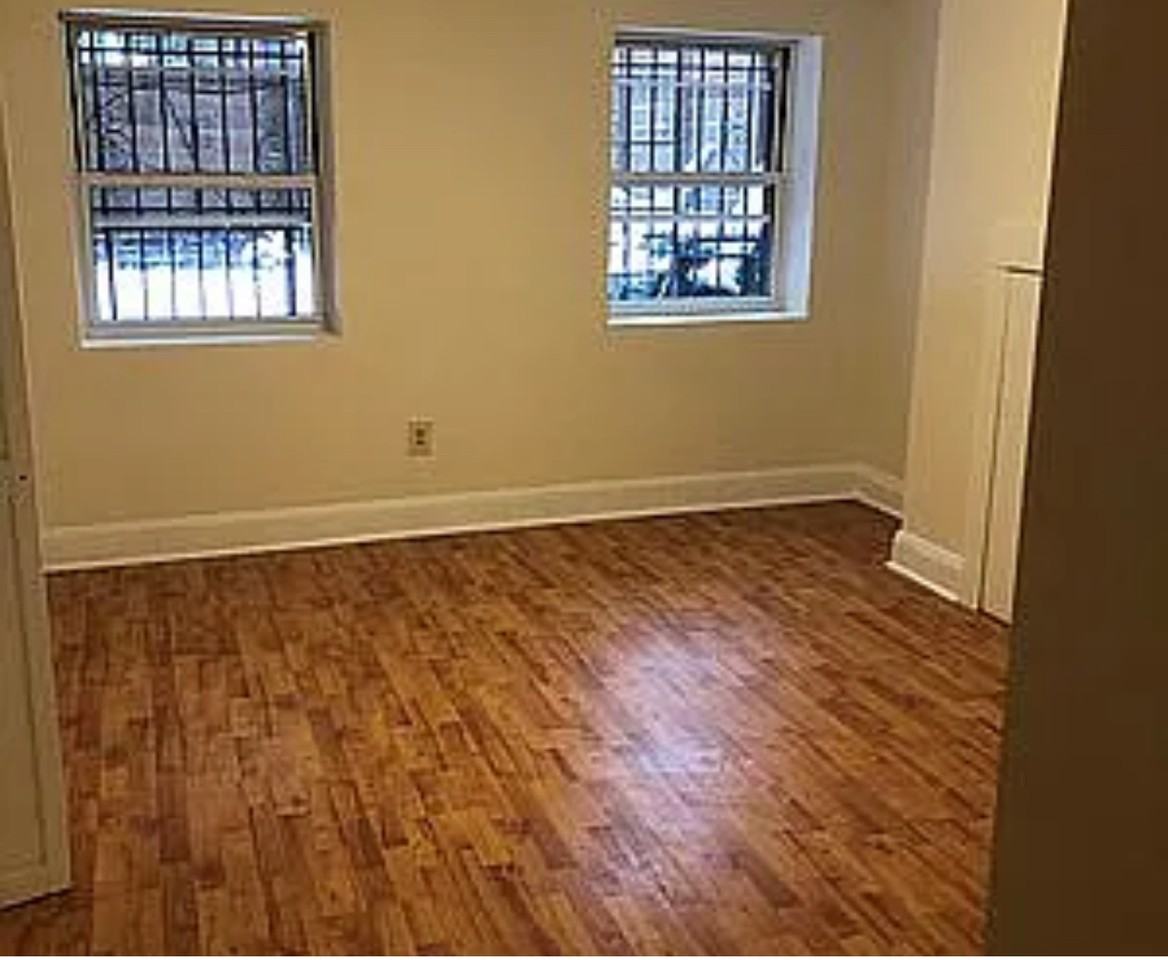 134 Pacific St - Photo 5 of 7