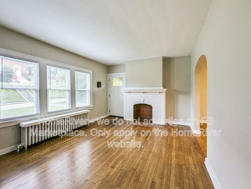 3025 Norwood Ave - Photo 3 of 22