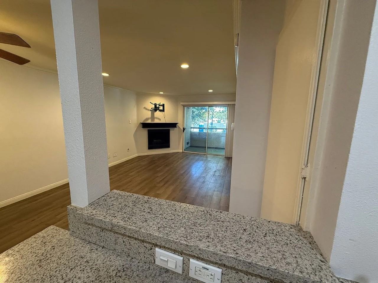 5535 Canoga Ave #133 - Photo 4 of 23