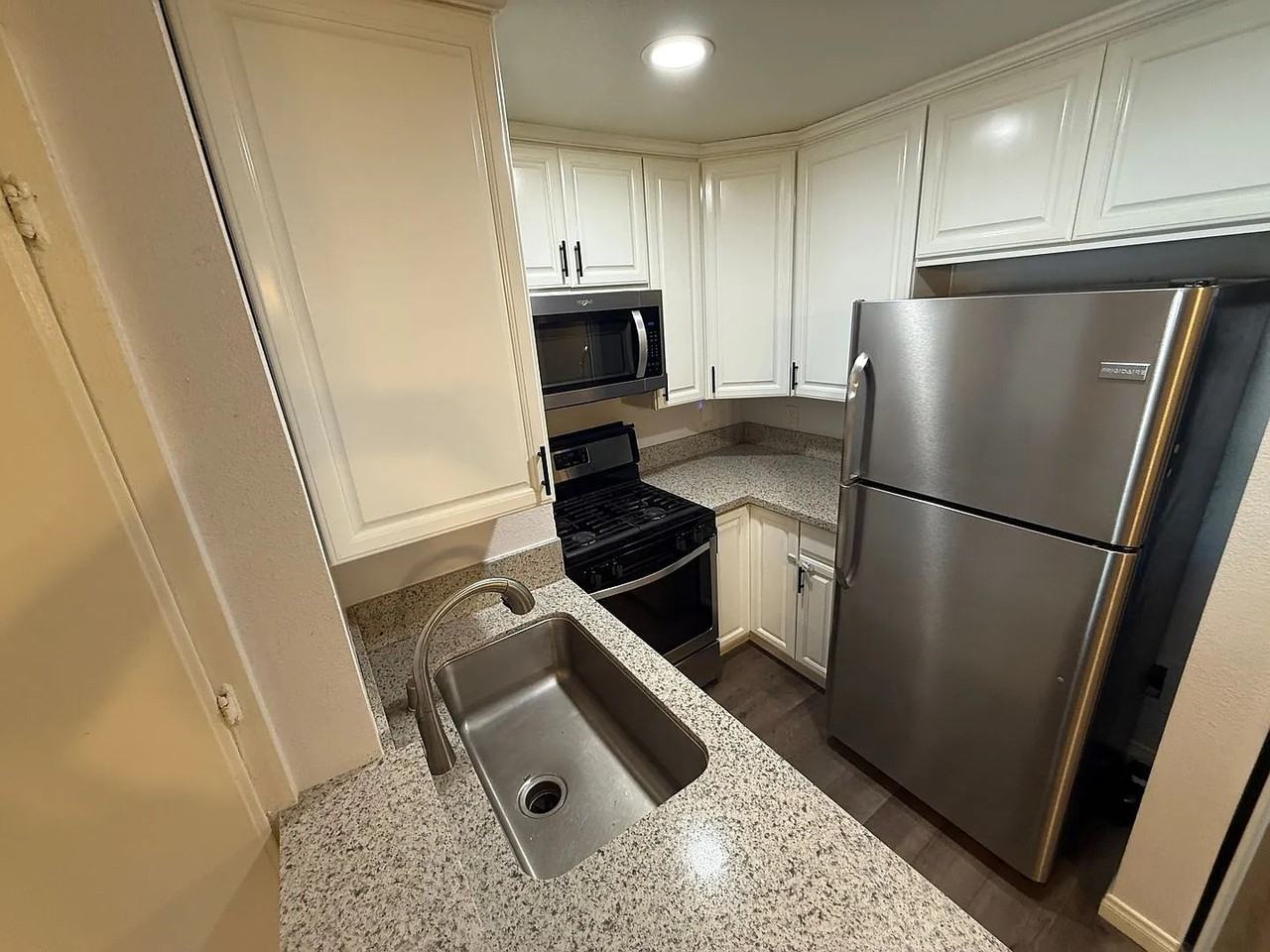 5535 Canoga Ave #133 - Photo 6 of 23