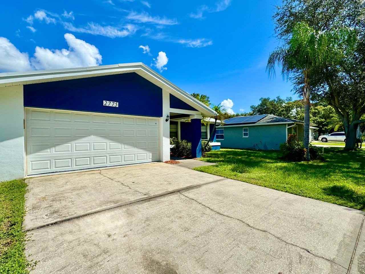 2775 Diane Ter - Photo 2 of 34