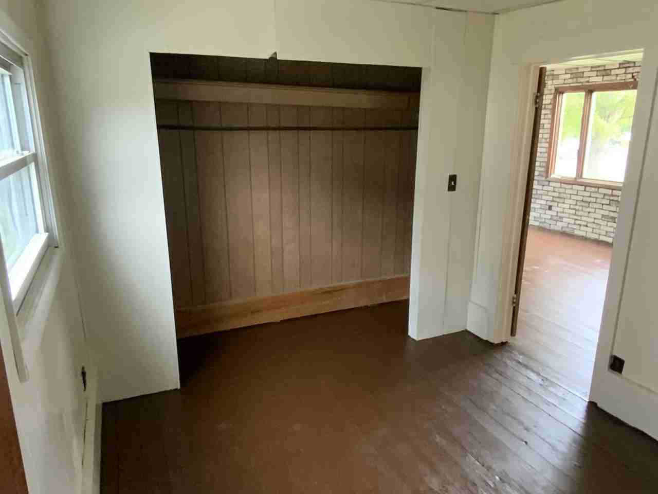 1813 N 17th St - Photo 6 of 11