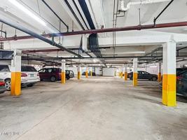 featured image of 4 Putnam Hl