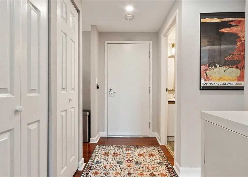 1 Watermill Pl #425 - Photo 4 of 18