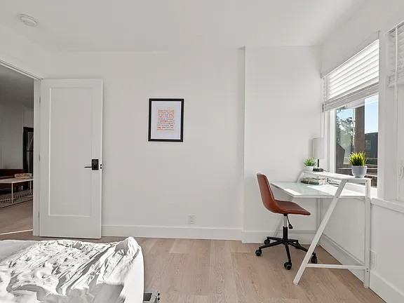 12 Panoramic Way - Photo 7 of 11